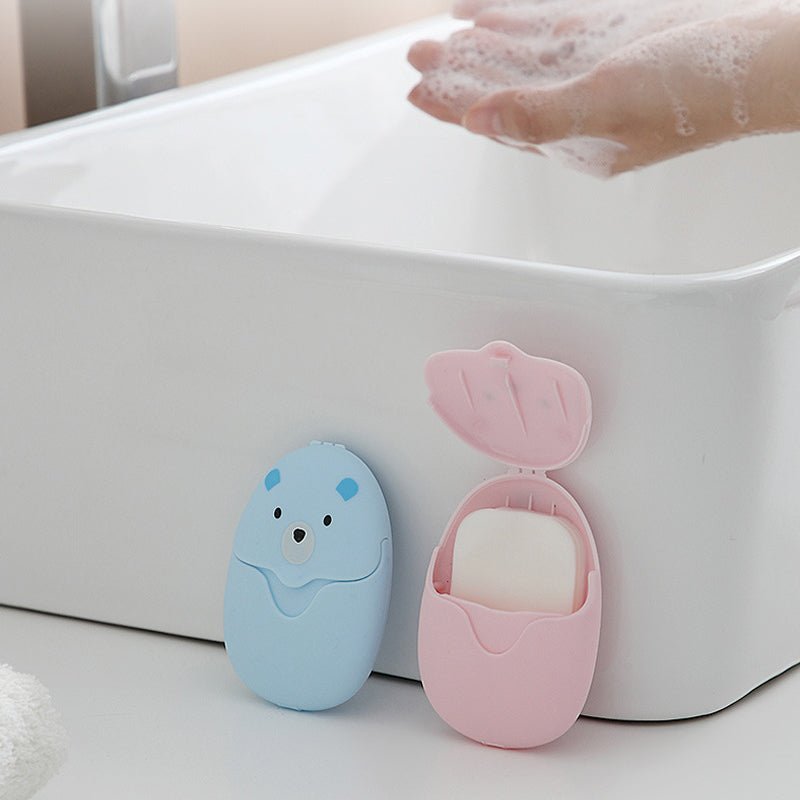Soap leaves – Clean hands everywhere, without liquid
