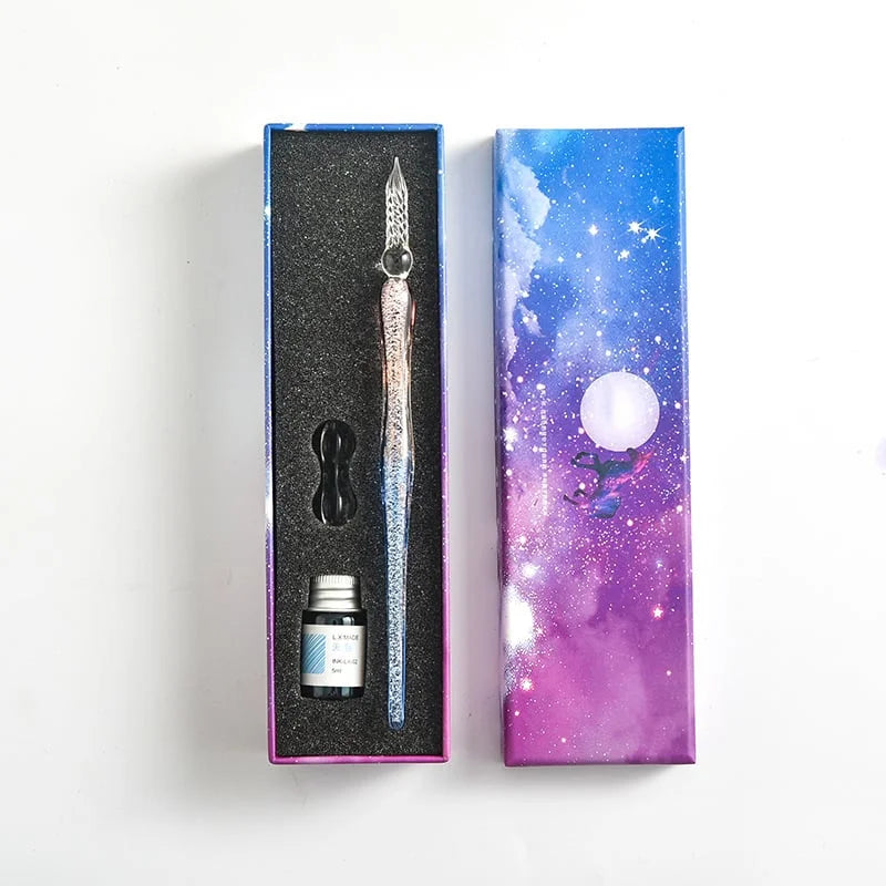 Write with elegance using the glass-dipped pen 